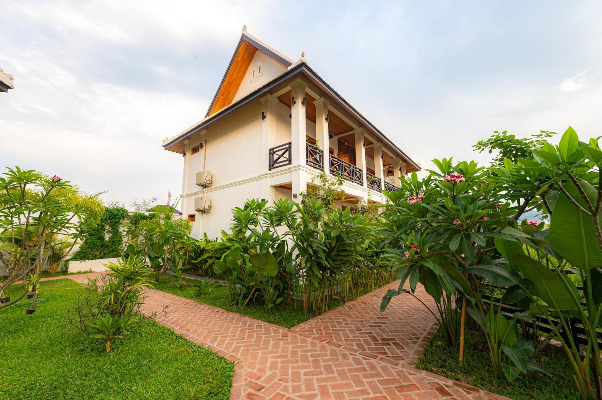 Madilao Hotel หลวงพระบาง ภายนอก รูปภาพ